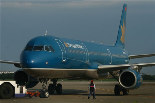 VALC delivery of Airbus A321-200 to Vietnam Airlines